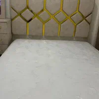 فروش فوری تخت دونفره با تشک رویال و پاتختی|تخت و سرویس خواب|اسلام‌شهر, زرافشان|دیوار