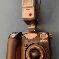 دوربین عکاسی نیکون NIKON ژاپن با فلش|دوربین عکاسی و فیلمبرداری|تهران, میدان ولیعصر|دیوار