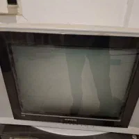 تلویزیون سامسونگ اولترا اسلیم با دیجیتال و میز