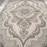 دو عدد فرش ۶ متری ۷۰۰ شانه