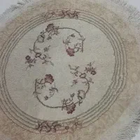 فرش گرد کرم رنگ