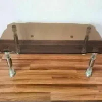 کلکسیون . میز شیشه ای