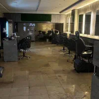 استخدام کراتین کار و رنگ کار