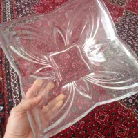 ظرف شیشه ای