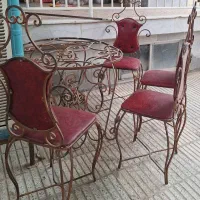 کابینت به همراه هود و میز فرفوروژه و کانال کولر