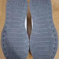 کتانی نو با تخفیف بالا|کیف، کفش، کمربند|بجنورد, |دیوار