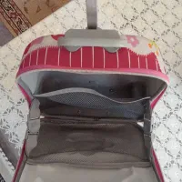 کیف مدرسه ابتدایی|کیف، کفش، کمربند|مهاباد (آذربایجان غربی), |دیوار