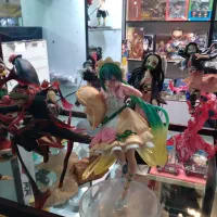 فروش تعدادی فیگور