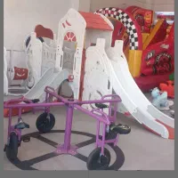 مربی خانه بازی