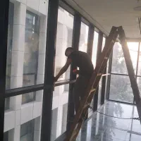 شرکت خدماتی ونظافتی الونظافت