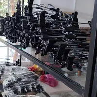 چوب لباسی گیره دار|بندرخت و رخت‌آویز|رشت, رودبارتان|دیوار