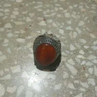 انگشتر نقره با نگین عقیق