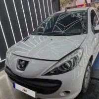 پژو 207 سفید (مایل به معاوضه)