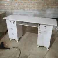 میز ناخن|آرایشگاه و سالن‌های زیبایی|صباشهر, |دیوار