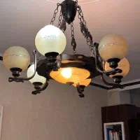 لوستر چوبی شیک همراه با لوستر های تک شاخه ست