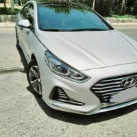 نصب شیشه دودی آنتی یو وی ضد اشعه|خدمات موتور و ماشین|شیراز, آزادگان|دیوار