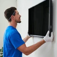 نصب پایه دیواری محافظ صفحه تلویزیون