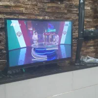 تلویزیون ال جی  ۴۲ انج کم کار کرد با کارتون