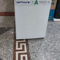 یخچال ۵ فوت ایستکول دست دو