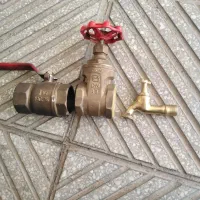 شیر فلکه برنجی 1/1/2نمره40فروشی