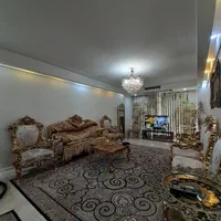 واحد ۱۳۶ متری/تخلیه/فول امکانات/حافظ.