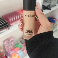 لوازم آرایشی به نرخ گناوه