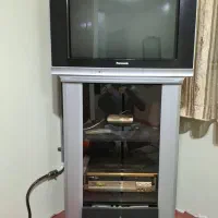 تلوزیون پانا سونیک بهمراه میز