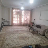 سوییت دوخوابه حیاط دار مرکز شهر درجلفا