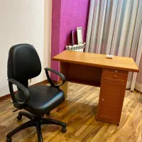 صندلی و میز کامپیوتر ۴/۸۰۰