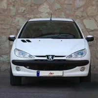 اجاره اتومبیل بدون راننده 206