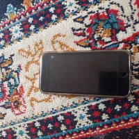 گوشی ایفون هفت 128حافظه اثر انگشت