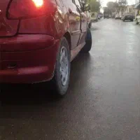 ماشین ۲۰۶ آلبالویی مدل ۸۲