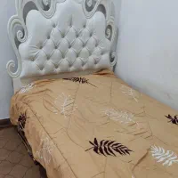 تخت خواب تک نفره|تخت و سرویس خواب|صومعه‌سرا, |دیوار