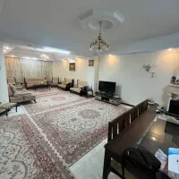 86متر-2خواب-طبقه-سوم-چهار-باغ-شرقی