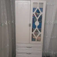 کمد لباسی