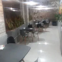 کارگر ساده فست فود