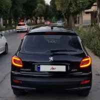 207 پاناروما مدل1402 درحد نو ((فوری))
