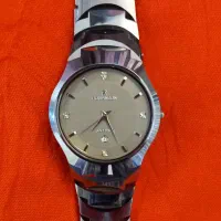 ساعت|ساعت|مشهد, خواجه ربیع|دیوار