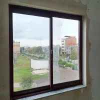 پنجره آلومینیومی زرشکی