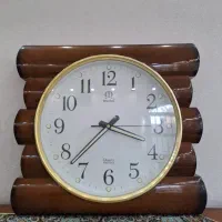 ساعت دیواری