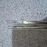 وسایل کاشت ناخن. و قلم کاشت ناخن پودر و تیپ