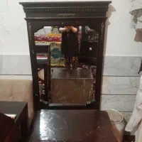 اینه روی دلاور