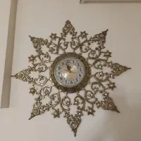 ساعت دیواری برنجی سالم