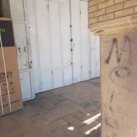 مغازه نوساز مناسب بیرون بر