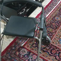 واکر چهار چرخ صندلی دار خارجی|آرایشی، بهداشتی، درمانی|تهران, گمرک|دیوار