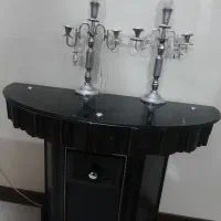میز اینه و شمعدان
