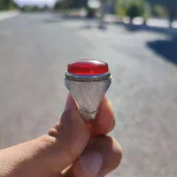 انگشتر عقیق سرخ زجاجی
