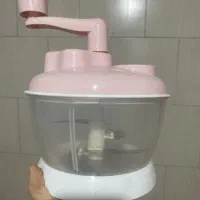 خرد کن دستی و ظروف پلاستیکی