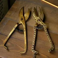 قیچی قند شکن