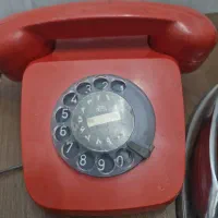 ست قرمز کلکسیونی  تلویزیون، دوربین ، تلفن ، اتو|کلکسیون اشیاء عتیقه|قم, شهرک قدس|دیوار